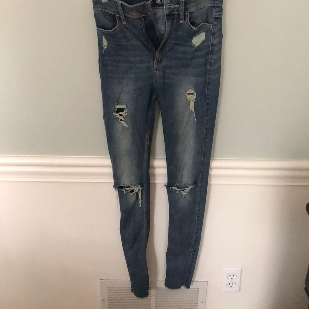 Hollister high rise ripped skinny jeans